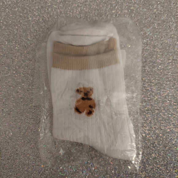 Retro Cute Bear Embroidery Short Crew Socks - Picture 4 of 4